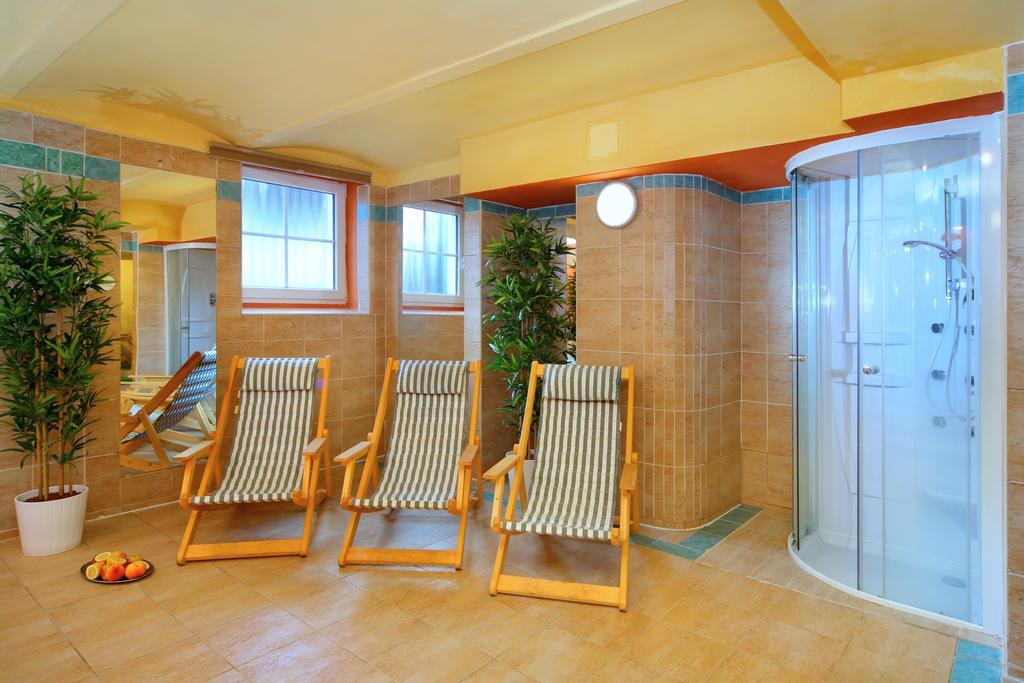 Palace Club Špindlerŭv Mlýn Exteriér fotografie